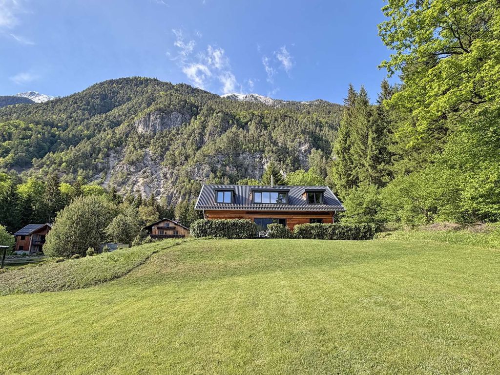 Chalet Presseggersee detached on 2,000 m² private land with plenty of privacy